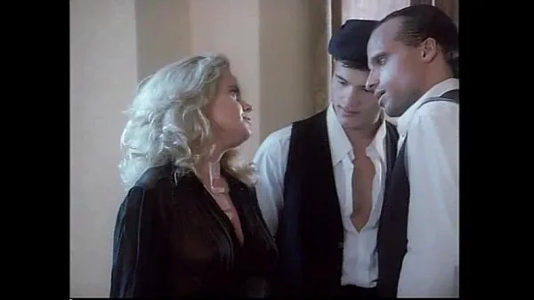 XXX Última Siciliana (1995) Escena 6. Monica Orsini, Hakan, Valentino megapelículas