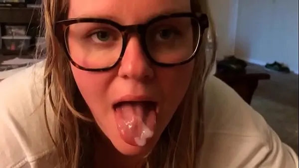 XXX My college girlfriend was cum swallower mega filmy