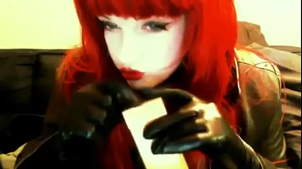 XXX goth redhead smoking megafilmer