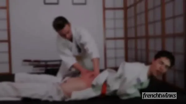 XXX Two young judokas Enzo Lemercier & Timy Detours fucking on the tatami 메가 영화