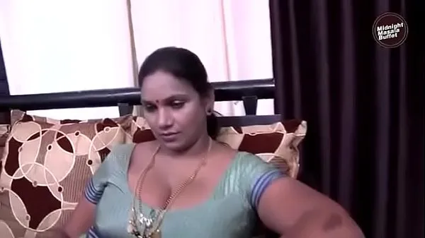 XXX Desi Aunty Romance with cable boy megaelokuvaa