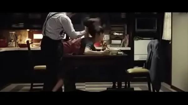 XXX In the table أفلام ضخمة
