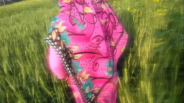 XXX Indian Village Bhabhi Outdoor Sex PORNO À HINDI méga films