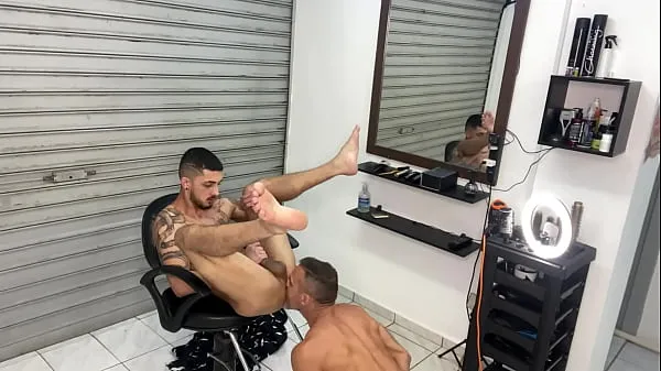 XXX Young barber saw his big with a marked dick couldn't resist and fell head over heels for big 's dick mega film