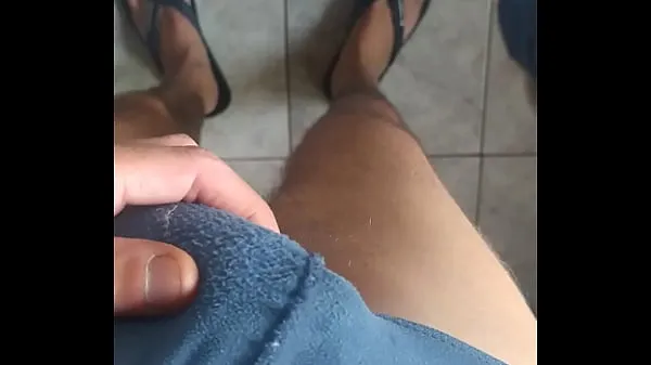 XXX Cumshot in blue havaianas flip flops mega ταινίες