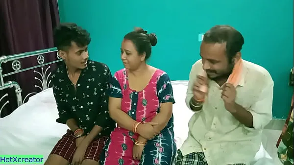 XXX Indian aunty hot threesome sex at home! with hindi clear audio mega ταινίες