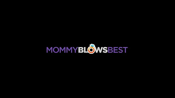 XXX TUTORA RUIVA DE PEITOSOS MILF relaxa sua aluna com um boquete desleixado - MommyBlowsBest megafilmes